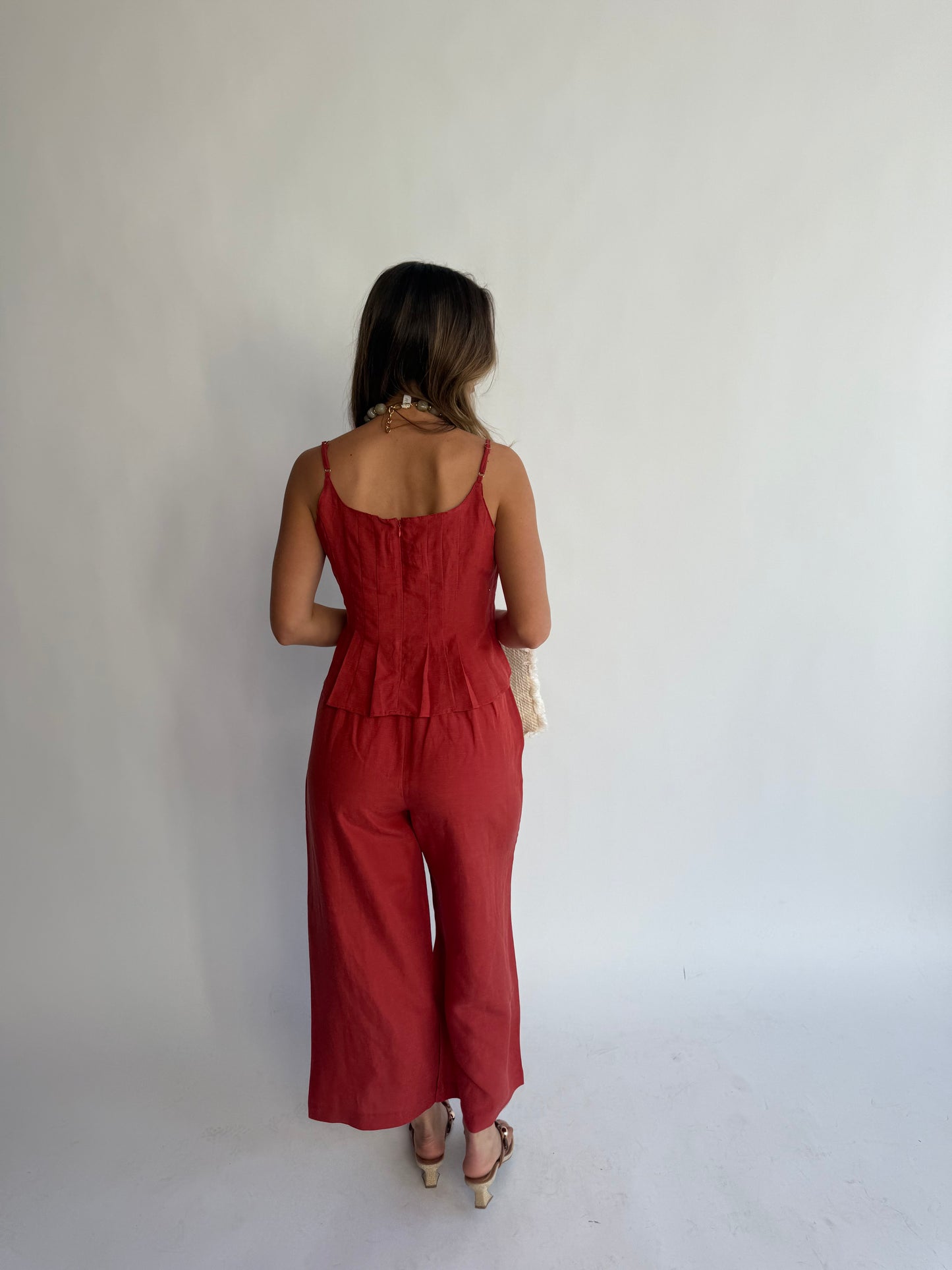 Scarlett Linen Set