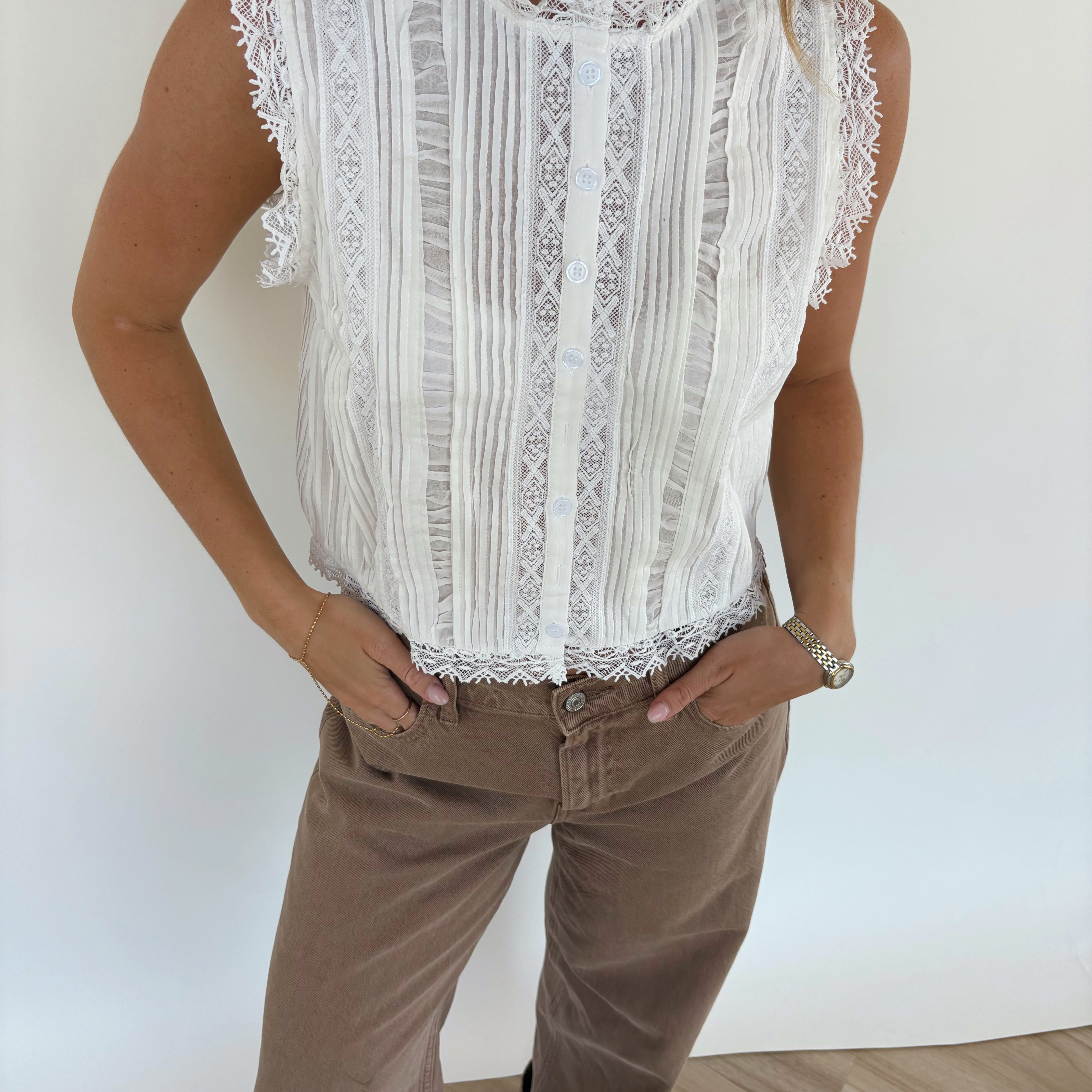 Lace Trim Sleeveless Blouse