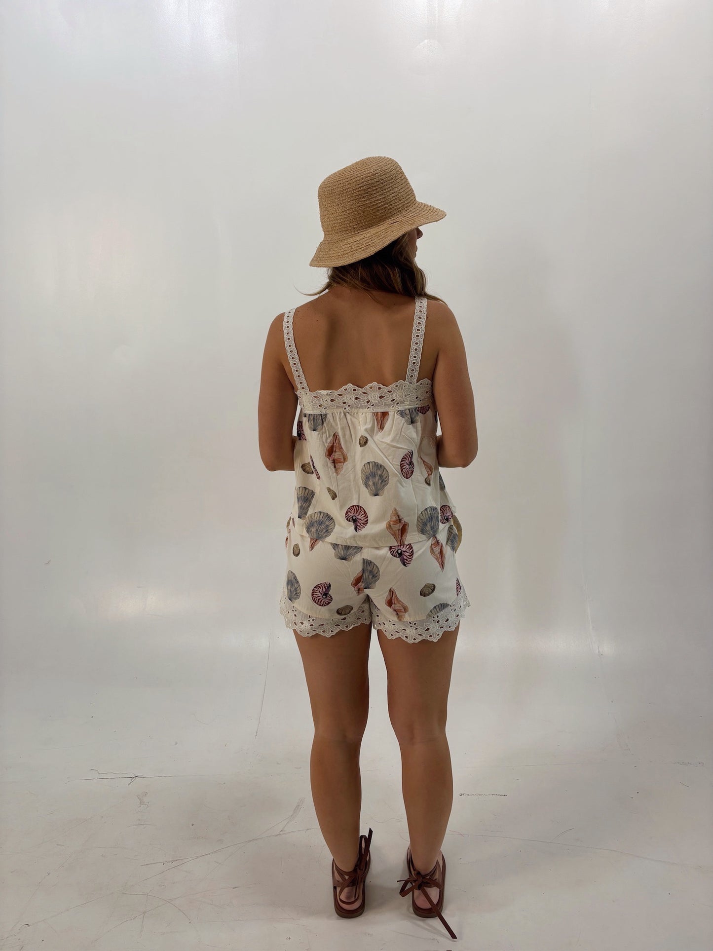 Cream Shell Set