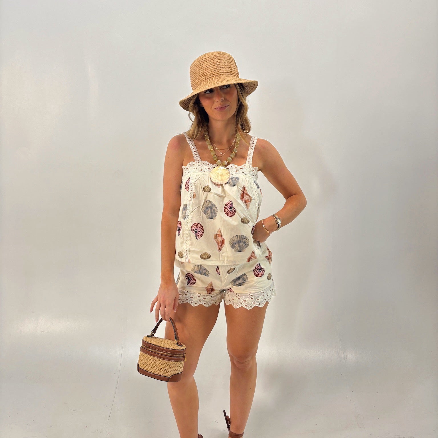 Cream Shell Set
