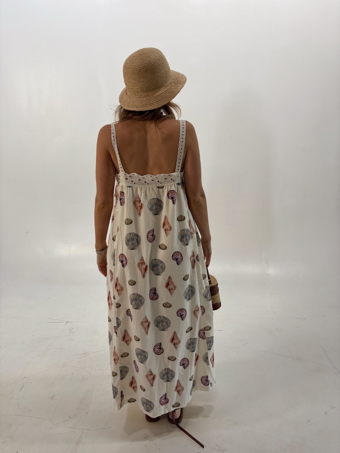 Sandy Shell Maxi